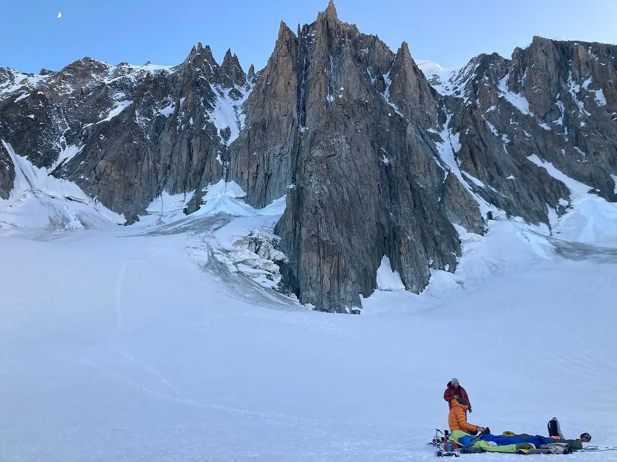 Bivouac under Gervasutti pillar